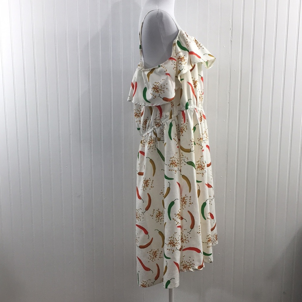 Lindy Bop White Chili Pepper Antonia Swing Dress Womens 20 Off The Shoulder - Picture 3 of 11